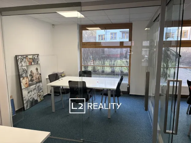 Pronájem kanceláře, Praha - Smíchov, Ostrovského, 90 m2