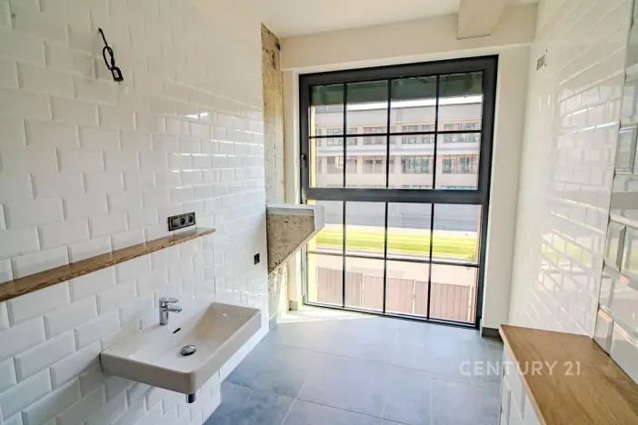 Prodej kanceláře, Praha - Vysočany, Kolbenova, 144 m2