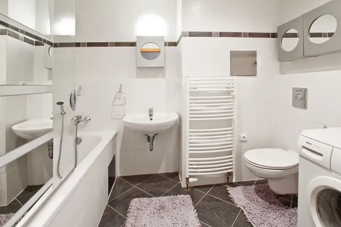 Pronájem bytu 2+kk, Praha - Vyšehrad, Neklanova, 68 m2