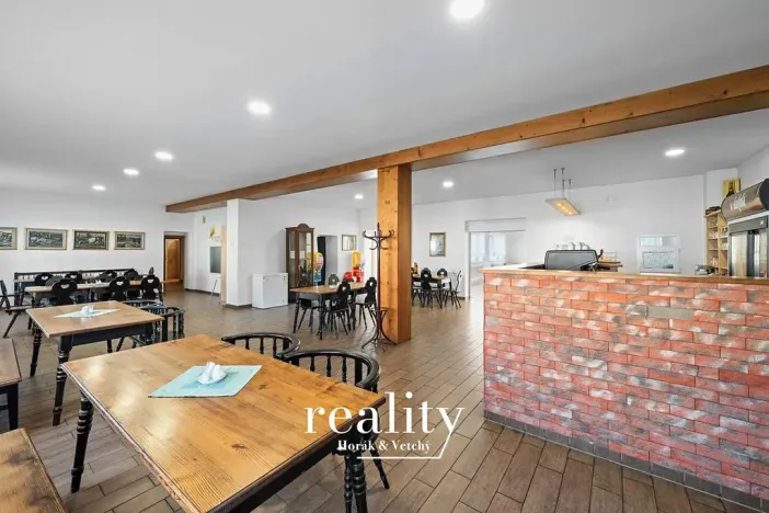 Prodej restaurace, Dobšice, Lahoferova, 797 m2