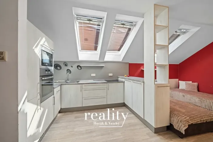 Prodej restaurace, Dobšice, Lahoferova, 797 m2