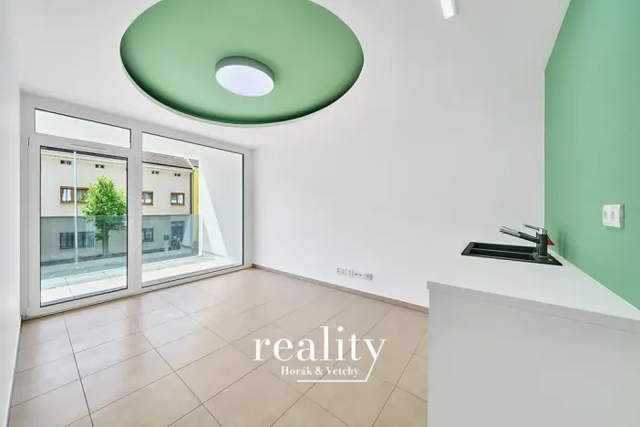 Pronájem kanceláře, Znojmo, Jarošova, 13 m2