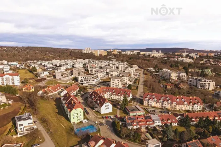 Prodej bytu 1+kk, Brno, Högrova, 37 m2