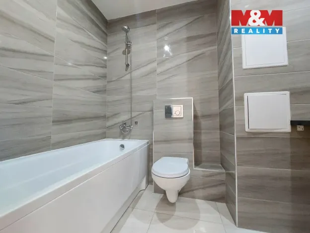 Prodej bytu 4+1, Klášterec nad Ohří, Družstevní, 81 m2