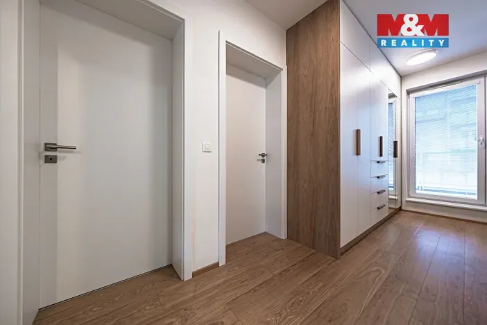 Prodej bytu 3+kk, Praha - Hrdlořezy, Mezilehlá, 70 m2