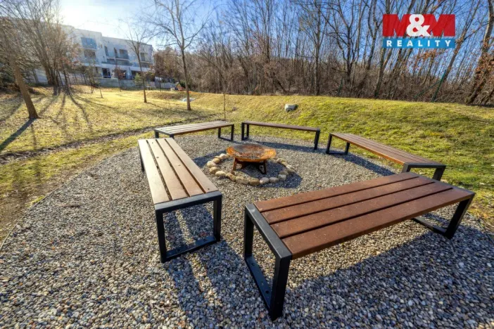 Prodej bytu 3+kk, Praha - Hrdlořezy, Mezilehlá, 70 m2