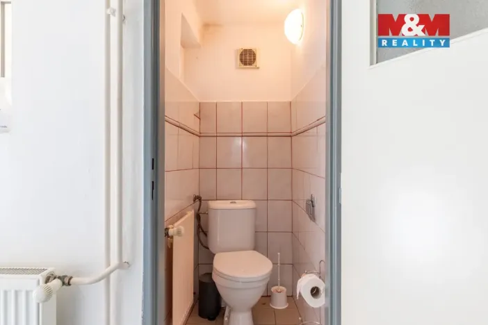 Prodej rodinného domu, Skály, 180 m2