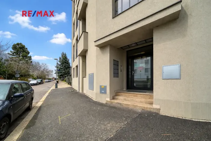 Pronájem bytu 2+kk, Kolín, Zengrova, 38 m2