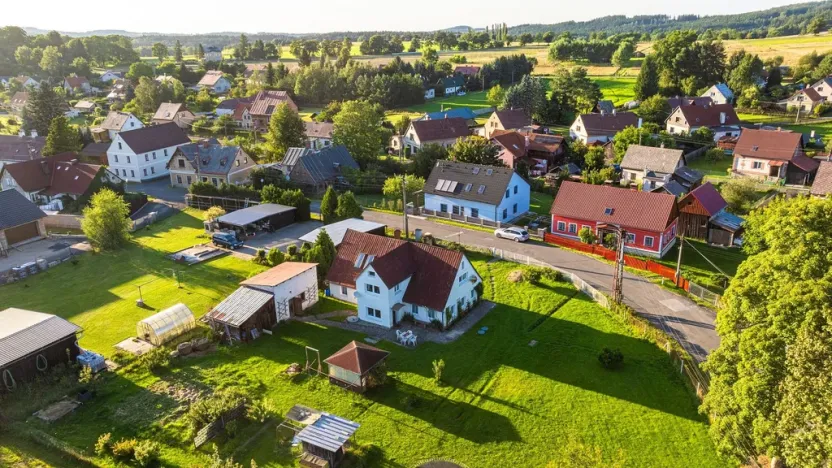 Prodej rodinného domu, Jindřichovice pod Smrkem, 167 m2