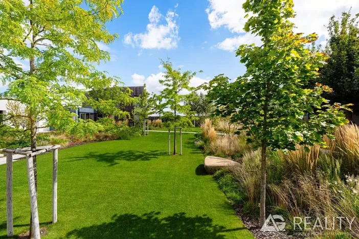 Prodej vícegeneračního domu, Ladná, Ovčačky, 407 m2