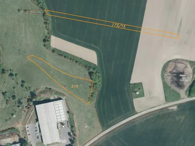 Dražba pole, Dobrkovice, 30944 m2