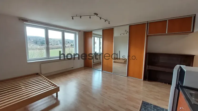 Pronájem bytu 1+kk, Brno, Nadační, 36 m2