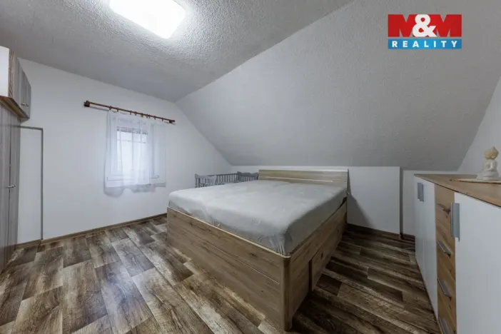 Prodej rodinného domu, Krásný Les - Damice, 188 m2