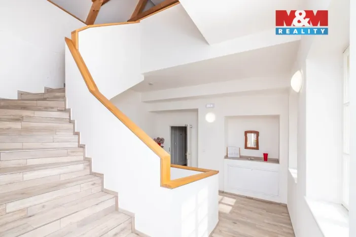 Pronájem bytu 1+kk, Studeněves, 39 m2