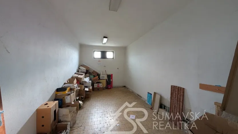 Prodej obchodního prostoru, Předslav, 494 m2