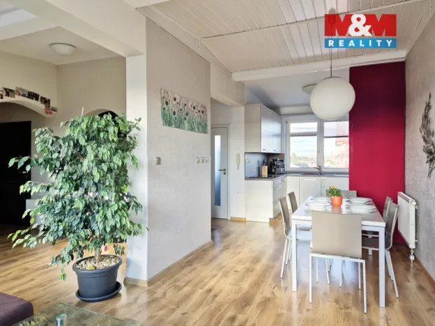 Prodej bytu 3+kk, Hradec Králové, Na Občinách, 106 m2