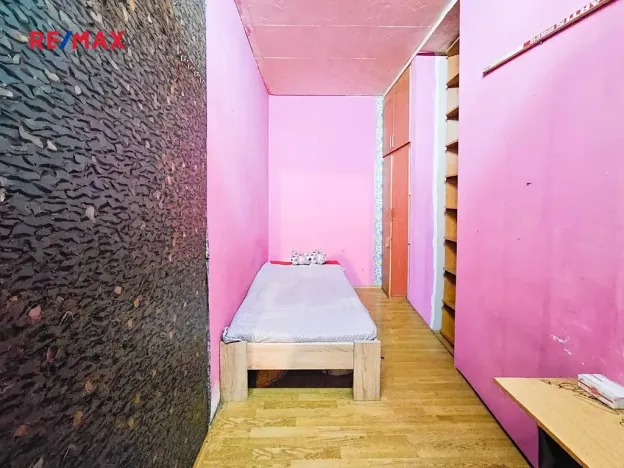 Prodej bytu 4+1, Praha - Lhotka, Mirotická, 77 m2