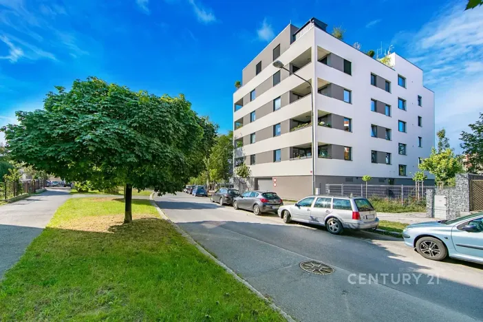 Pronájem bytu 2+kk, Plzeň, Na Kovárně, 55 m2