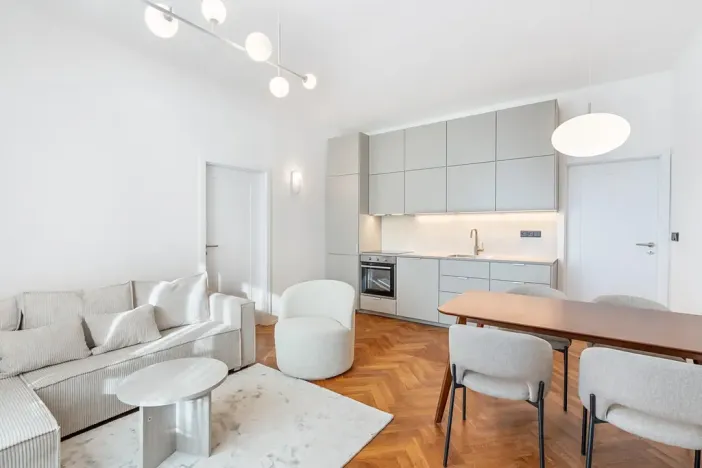 Pronájem bytu 3+kk, Praha - Libeň, Sokolovská, 73 m2