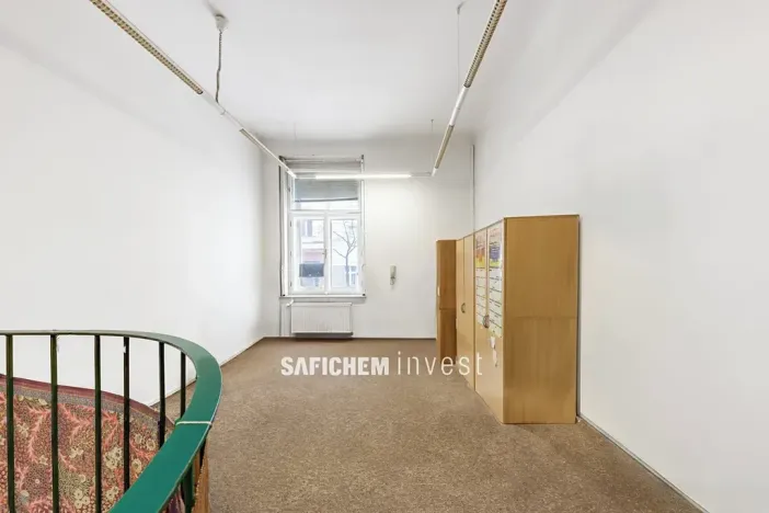 Prodej obchodního prostoru, Praha - Vinohrady, Moravská, 92 m2