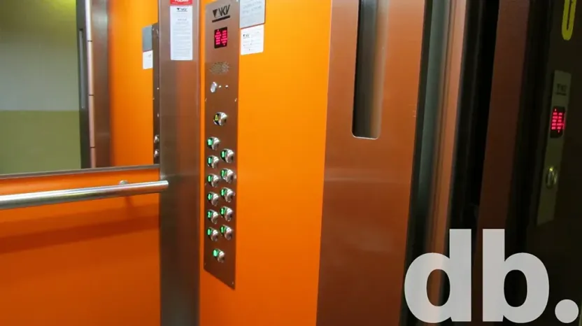 Pronájem bytu 2+1, Karlovy Vary, Krymská, 51 m2