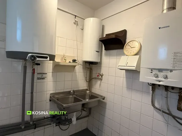 Pronájem obchodního prostoru, Nejdek, náměstí Karla IV., 120 m2