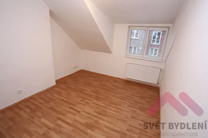 Pronájem bytu 2+kk, Praha - Vršovice, Tolstého, 45 m2