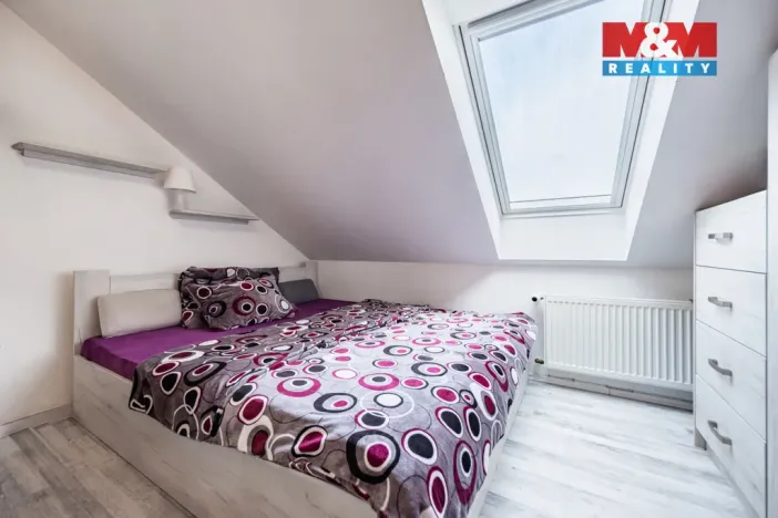 Prodej bytu 3+kk, Nehvizdy, Horoušanská, 61 m2