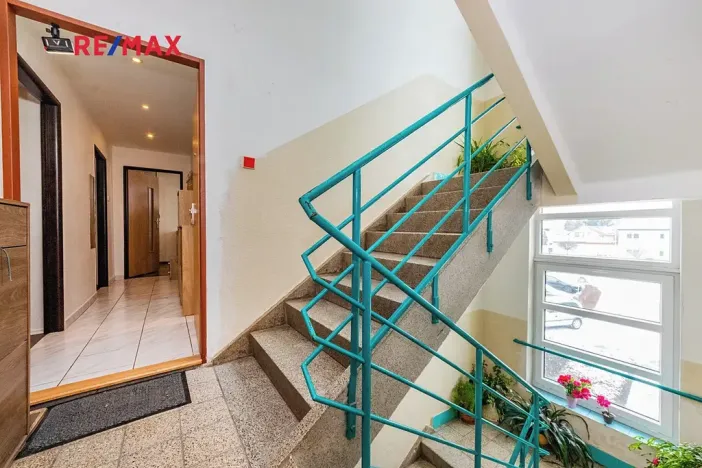 Prodej bytu 3+1, Kostelec nad Labem, Na Sídlišti, 58 m2