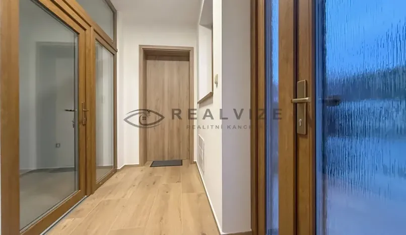 Pronájem kanceláře, Trhové Sviny, Nové město, 32 m2