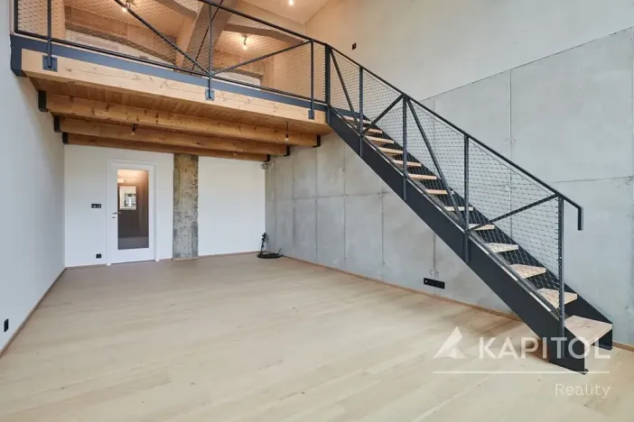 Prodej bytu 2+kk, Praha - Vysočany, Kolbenova, 77 m2