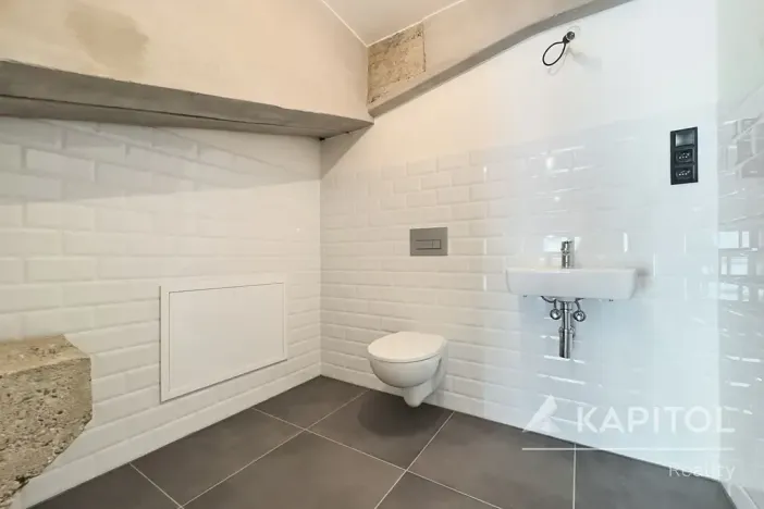 Prodej bytu 2+kk, Praha - Vysočany, Kolbenova, 77 m2