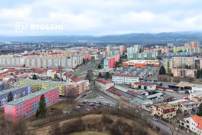 Pronájem kanceláře, Teplice, Modlanská, 153 m2