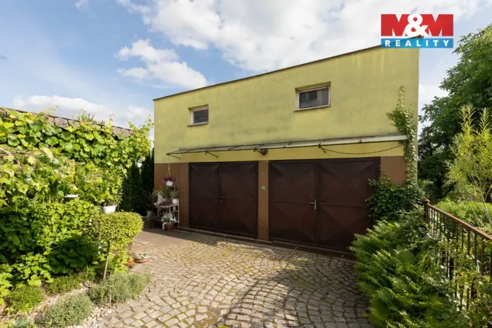 Prodej rodinného domu, Kravaře, Náměstí, 180 m2