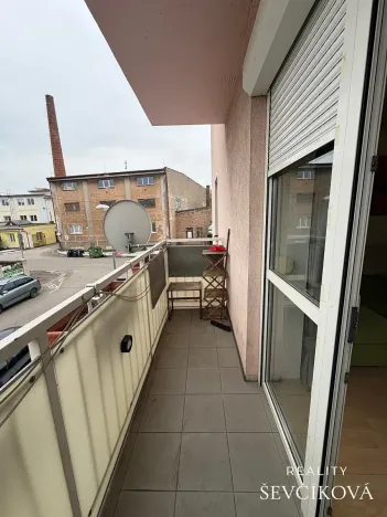 Pronájem bytu 2+kk, Hradec Králové, Šmilovského, 50 m2