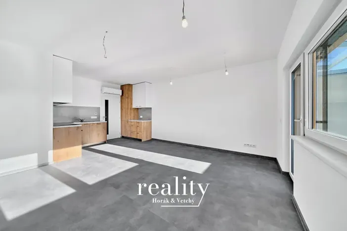 Pronájem bytu 1+kk, Znojmo, Višňová, 36 m2