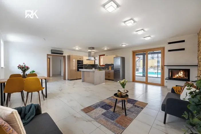 Prodej rodinného domu, Červené Pečky, Na Vyhlídce, 229 m2