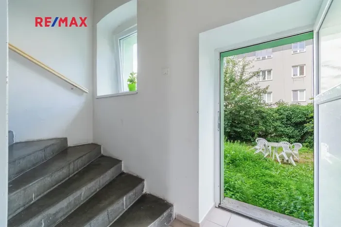 Pronájem bytu 1+kk, Plzeň, Skvrňanská, 30 m2