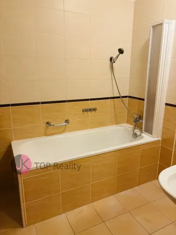 Pronájem bytu 2+kk, Praha - Hostivař, náměstí Přátelství, 58 m2