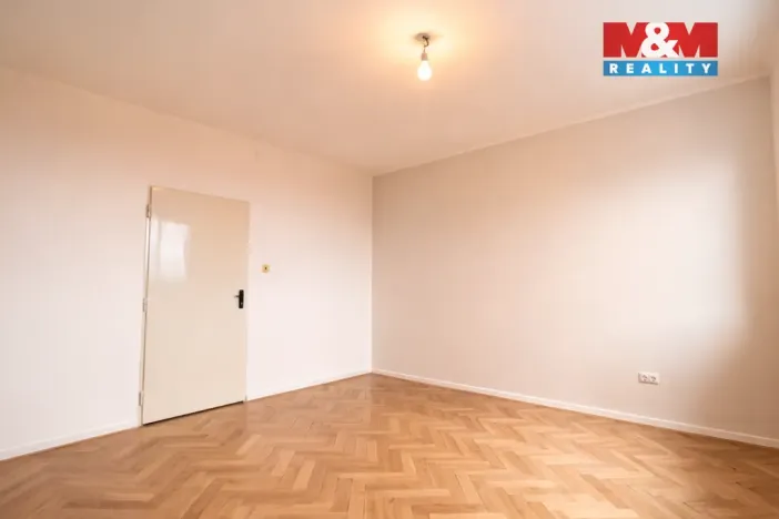 Prodej bytu 2+1, Karviná - Hranice, Čsl. armády, 58 m2