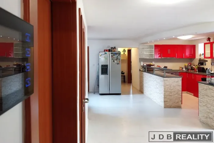 Prodej rodinného domu, Mělník, 136 m2