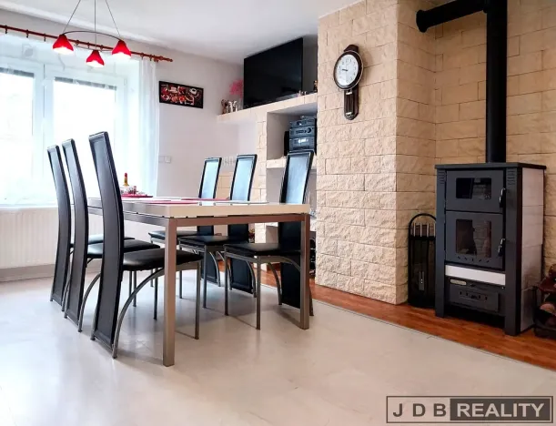 Prodej rodinného domu, Mělník, 136 m2