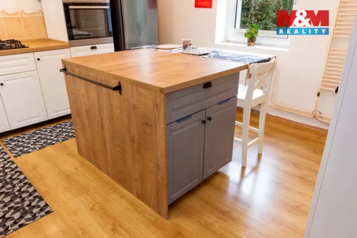 Prodej rodinného domu, Ostrava - Kunčičky, Pernerova, 309 m2