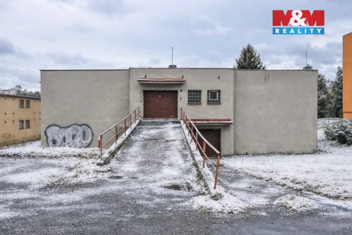 Prodej garáže, Havlíčkův Brod, Ledečská, 18 m2