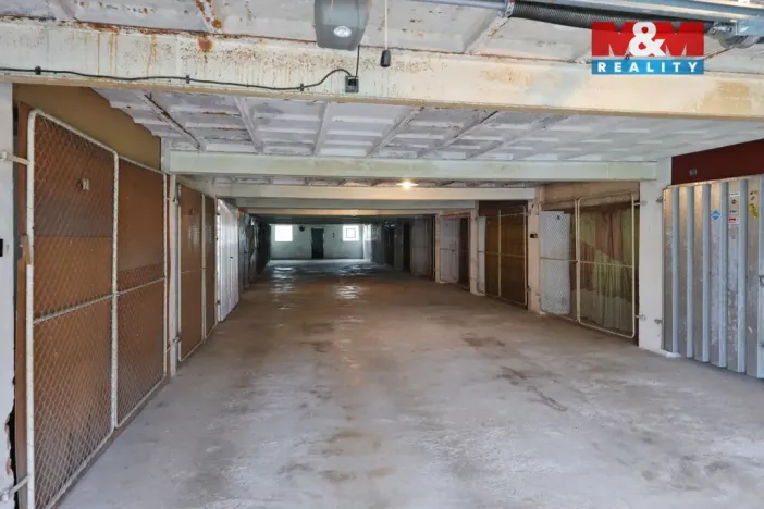 Prodej garáže, Havlíčkův Brod, Ledečská, 18 m2