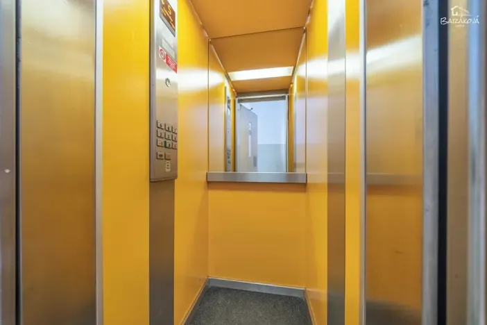 Prodej bytu 3+1, Plzeň, Nýřanská, 63 m2