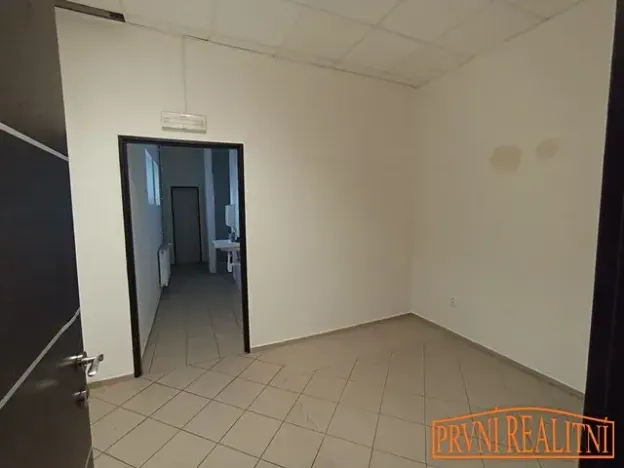 Pronájem obchodního prostoru, Uherský Brod, Bří Lužů, 80 m2