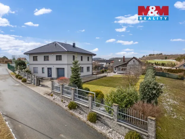 Prodej rodinného domu, Tmaň, K Vodojemu, 188 m2