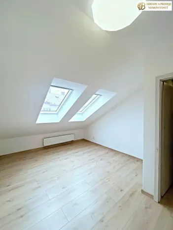 Pronájem bytu 2+kk, Uničov, Stromořadí, 35 m2