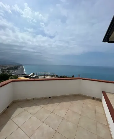 Prodej vily, Scalea, Itálie, 133000 m2